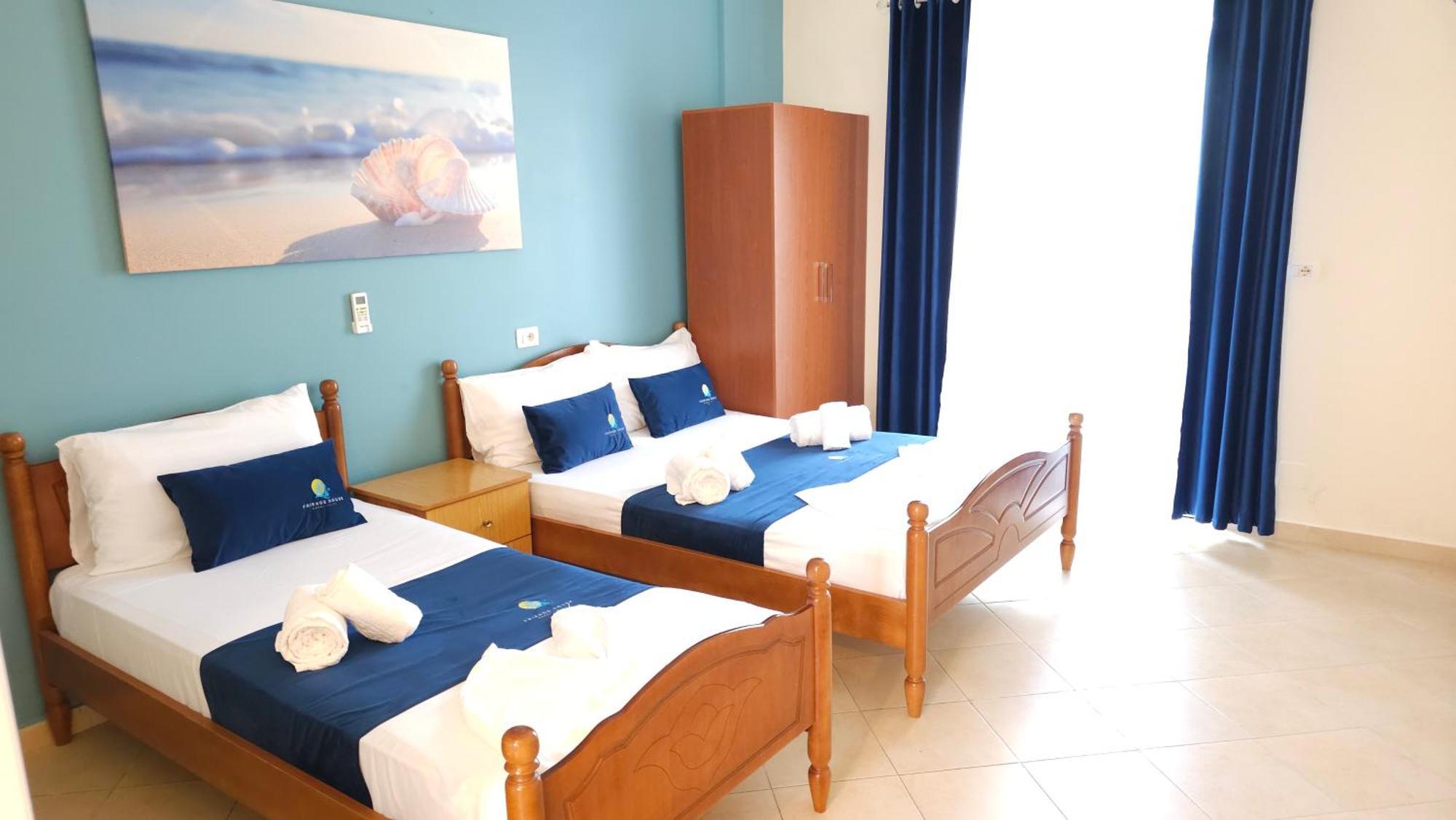 Friends House - Hotel 3*