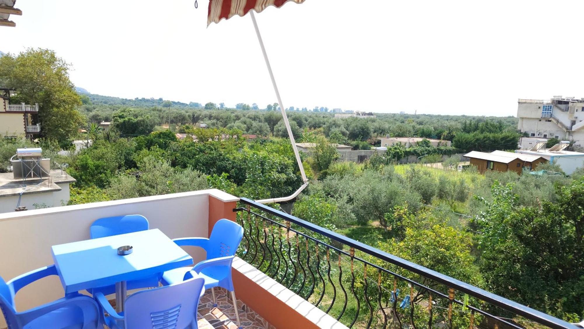 Friends House - Hotel